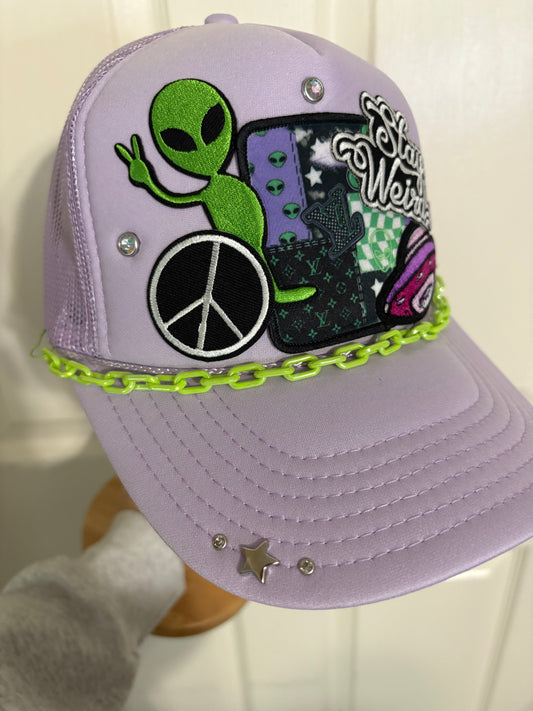 Stay Weird Alien LV